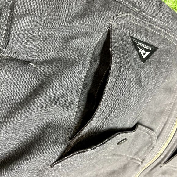 Ridgecut Men's Quilted Fleece-Lined Super-Duty Sanded Duck Vest, Grey L - Picture 5 of 7